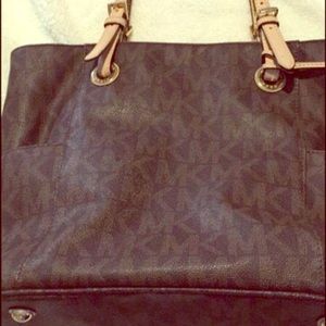 Michale Kors bag